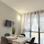 Deny & Carol's House - App. 33 * Somma Lombardo