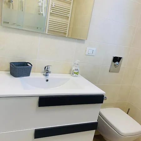 Apartment Deny & Carol's House - App. 33 Somma Lombardo