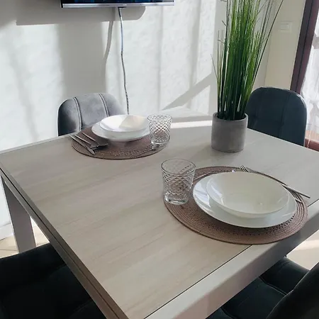 Deny & Carol's House - App. 33 * Somma Lombardo