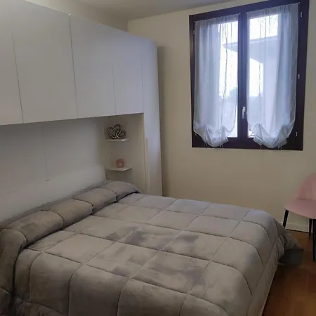 Deny & Carol's House - App. 33